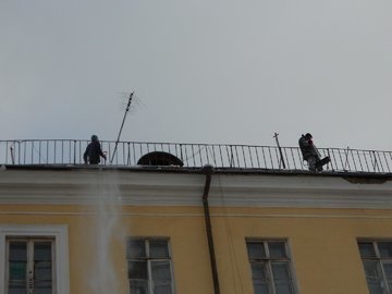 уборка снега альпинистами