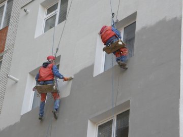 покрасить фасад дома