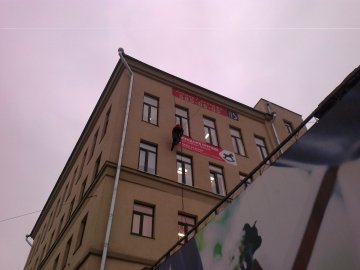 монтаж рекламных