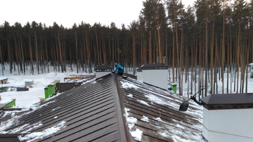 чистка снега с крыш