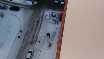 поднять диван в окно