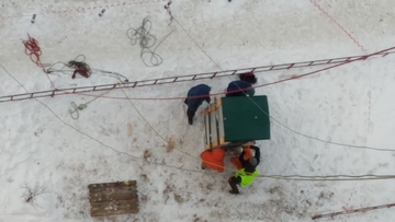 подъем мебели через окно